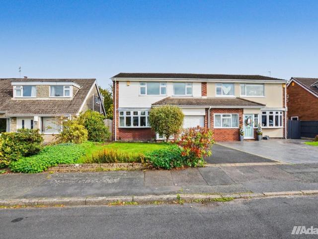 House for sale in Halton Lodge, Runcorn