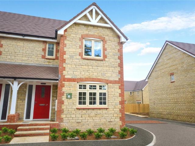 House for sale in Milborne Port, Henstridge