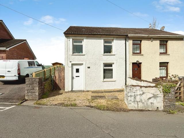 House for sale in Baglan