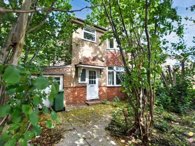 House for sale in Kidbrooke, Greater London