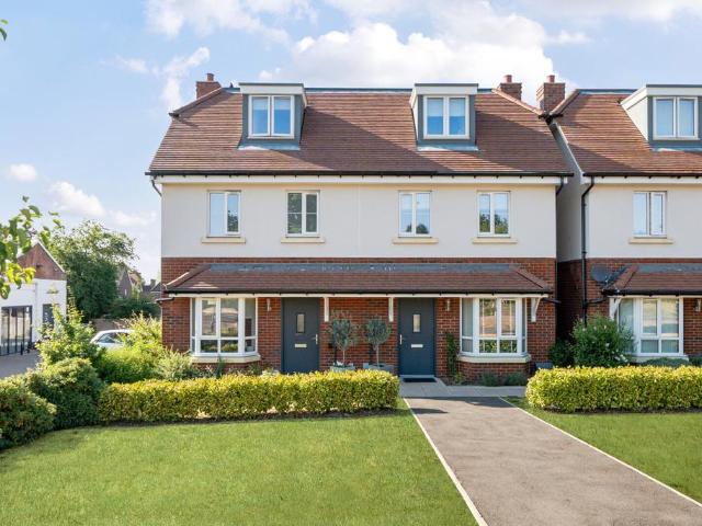 House for sale in Westborough, Surrey