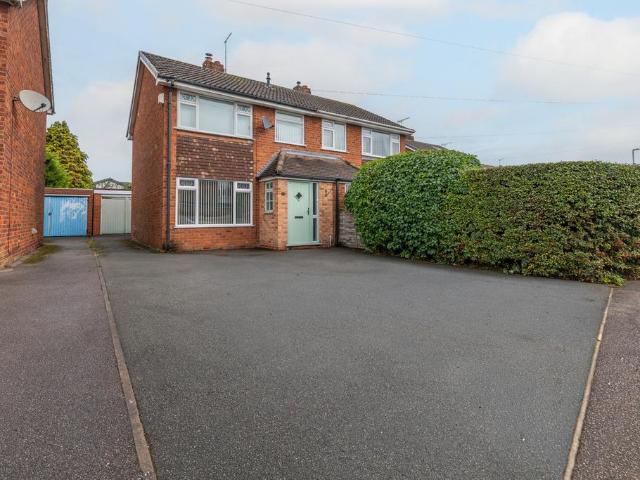 House for sale in Beamhurst, Staffordshire