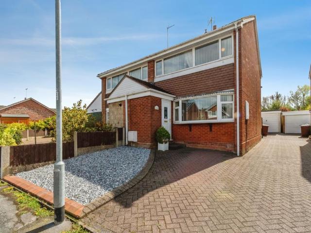 House for sale in Wimblebury, Chadsmoor