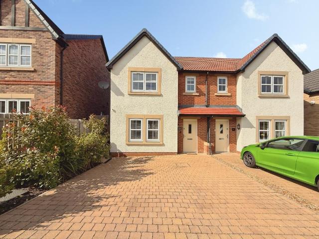 House for sale in Moorside, Tyne And Wear