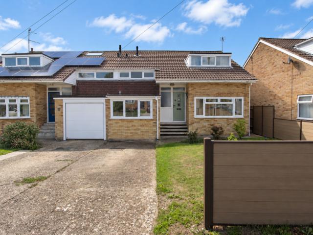 House for sale in Spring Vale, Hampshire