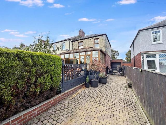 House for sale in Catchgate, Stanley