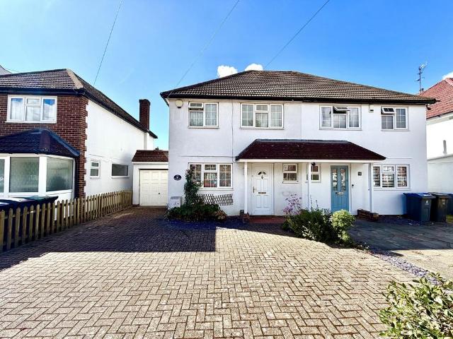 House for sale in Royal Borough of Kingston upon Thames, Greater London