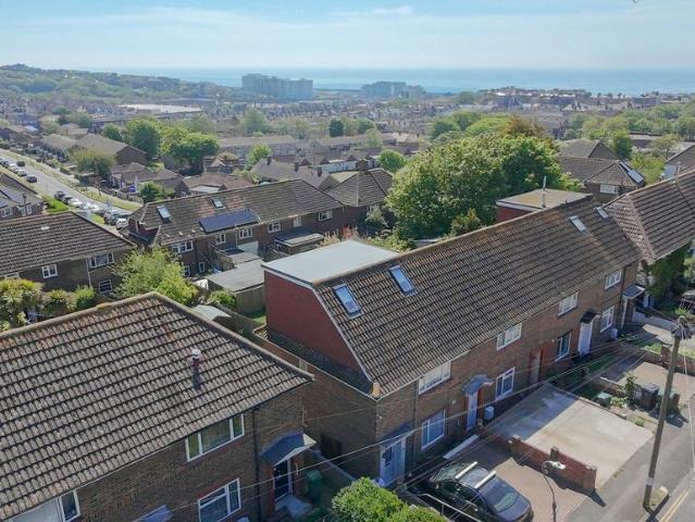House for sale in Whitehawk, Brighton & Hove