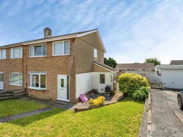 House for sale in Gorseinon, Wales
