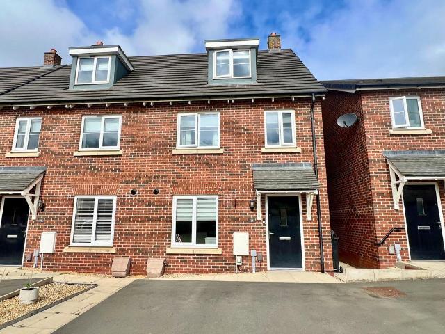 House for sale in Stanford On Avon, Leicestershire