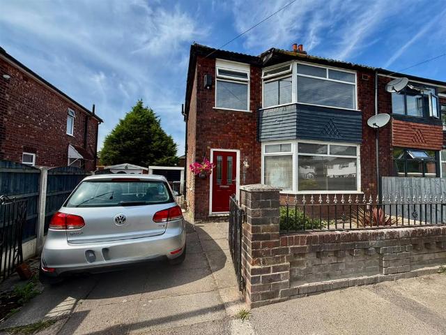House for sale in Woodhouses, Pendock