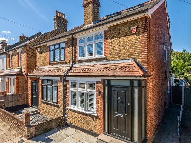House for sale in Bromley Common, Greater London