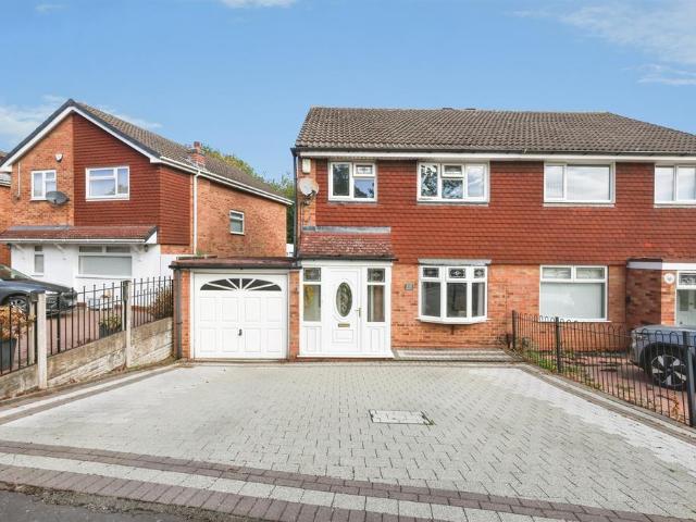 House for sale in Castle Bromwich, West Midlands