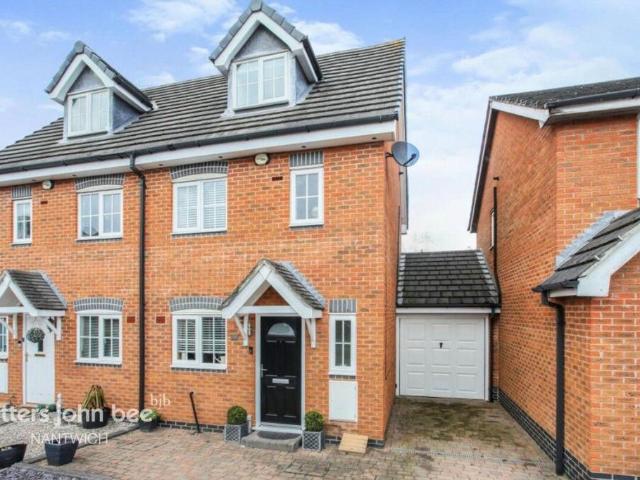 House for sale in Cronkinson Farm, Stapeley and District