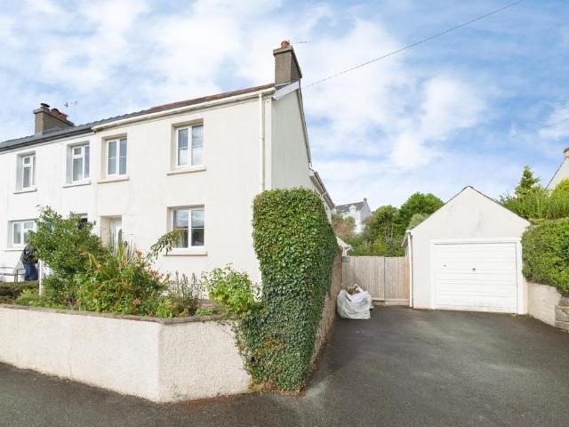 House for sale in Saundersfoot, Pembrokeshire