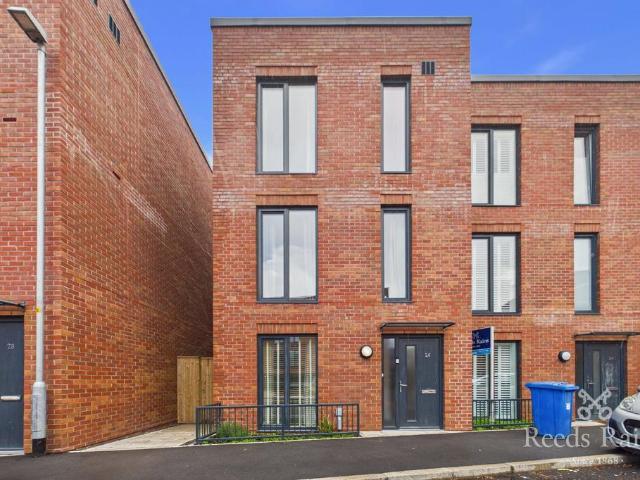 House for sale in Salford, Greater Manchester