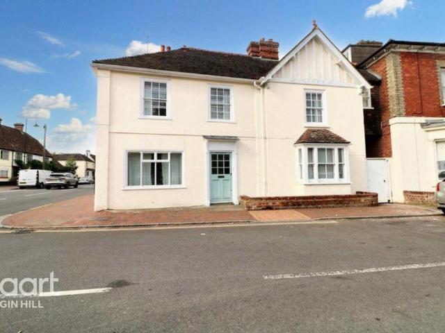 House for sale in The Butts, Kent