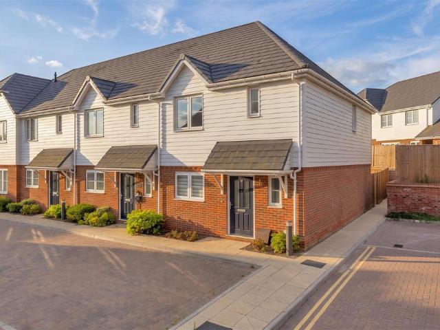 House for sale in Sandown Park, Kent
