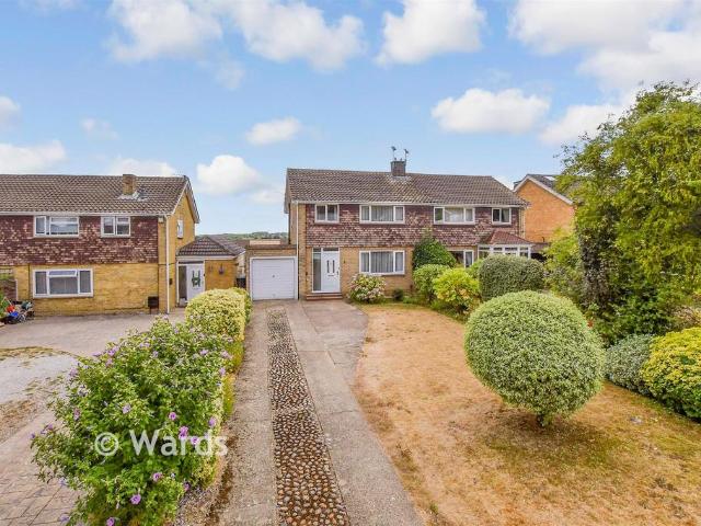 House for sale in Barming, Midway
