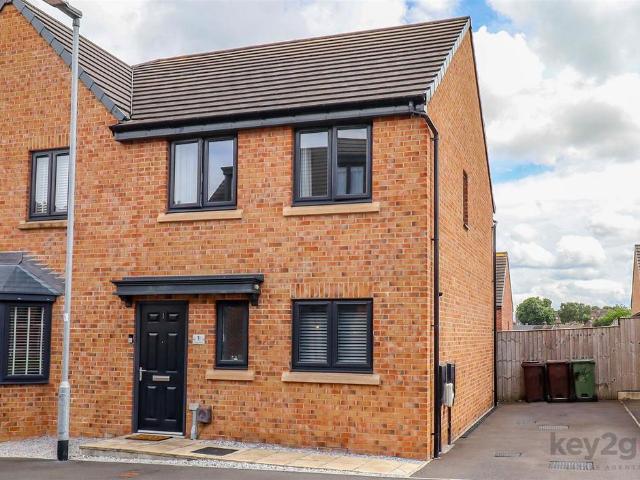 House for sale in Kinsley, West Yorkshire
