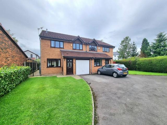 House for sale in Sale Moor, Trafford Park