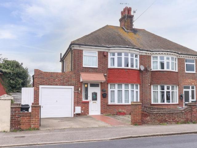 House for sale in Westbrook, Acol