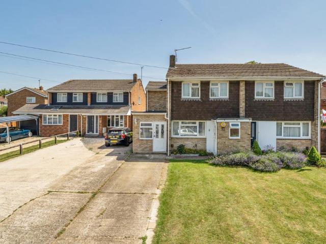 House for sale in Whitley Wood, Reading