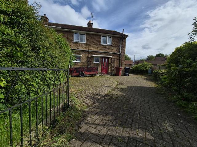 House for sale in Elmton, East Midlands