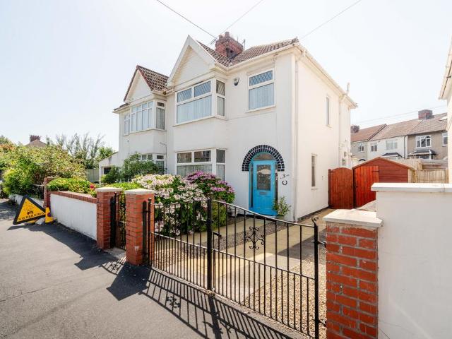 House for sale in Feckenham, City Of Bristol