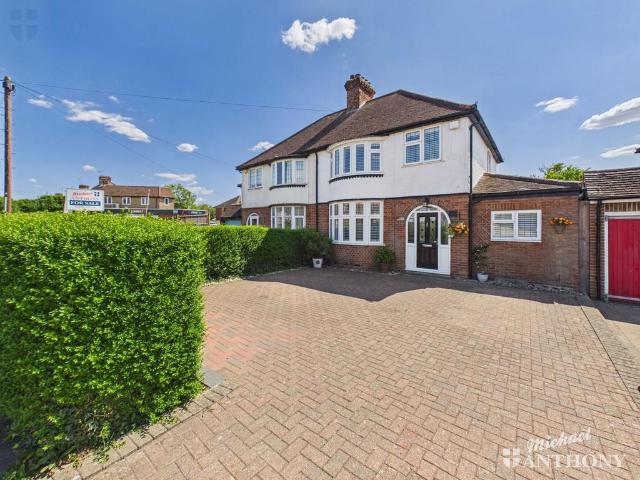 House for sale in Broughton, Aylesbury