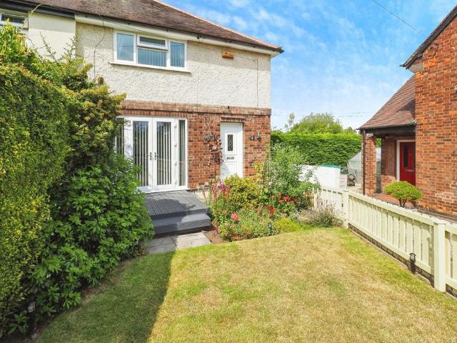 House for sale in Attenborough, East Midlands