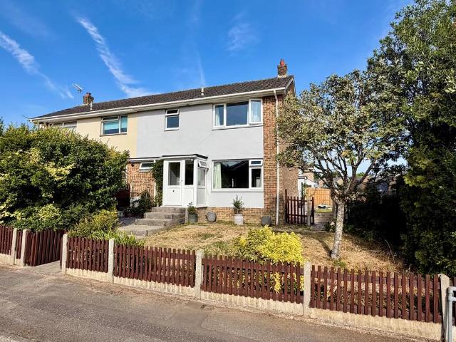 House for sale in Corfe Mullen