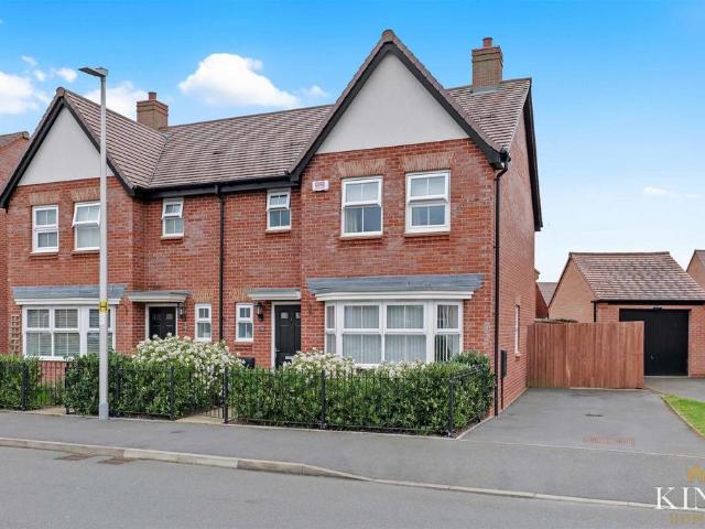 House for sale in Alderminster, Warwickshire