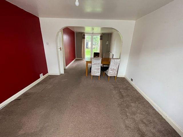 House for sale in Spring Park, Luton