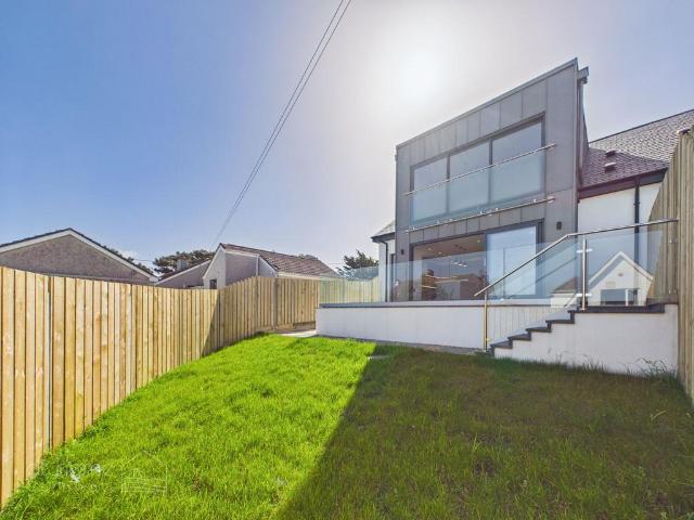 House for sale in Penwartha Coombe, Cornwall