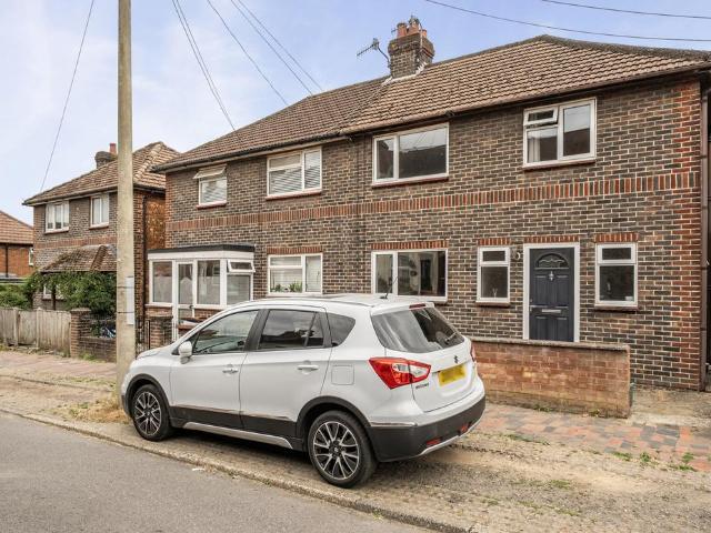 House for sale in Southborough, Sandown Park