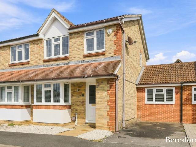 House for sale in Queens Park, Billericay