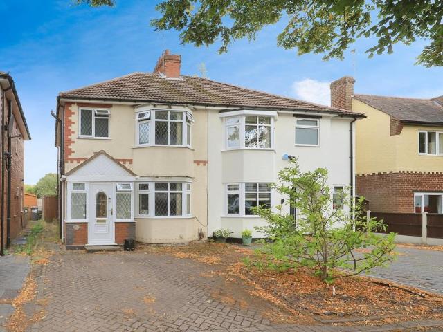 House for sale in Goldthorn Hill, West Midlands