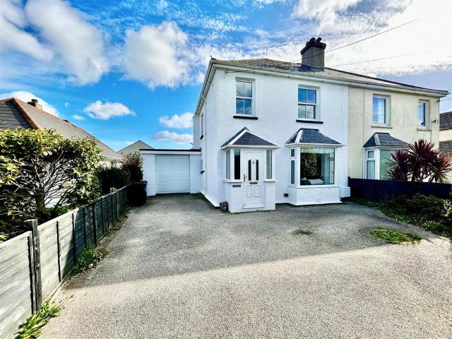 House for sale in Mabe Burnthouse