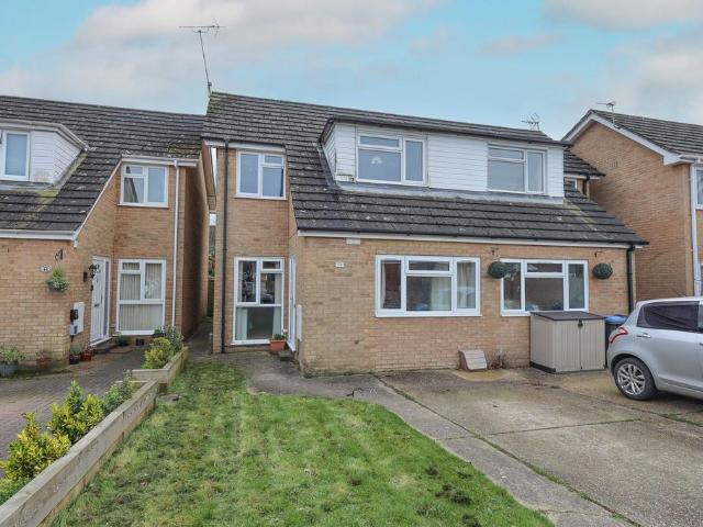 House for sale in Perryfields, West Sussex