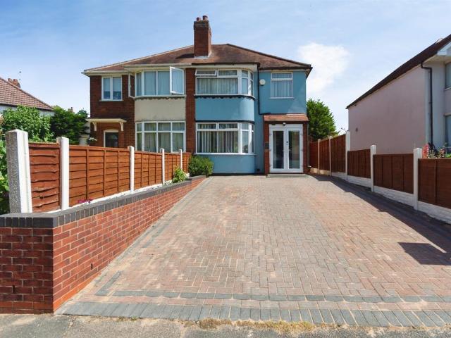 House for sale in West Midlands