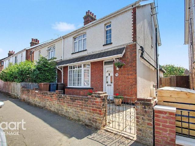 House for sale in Old Town, Shephall