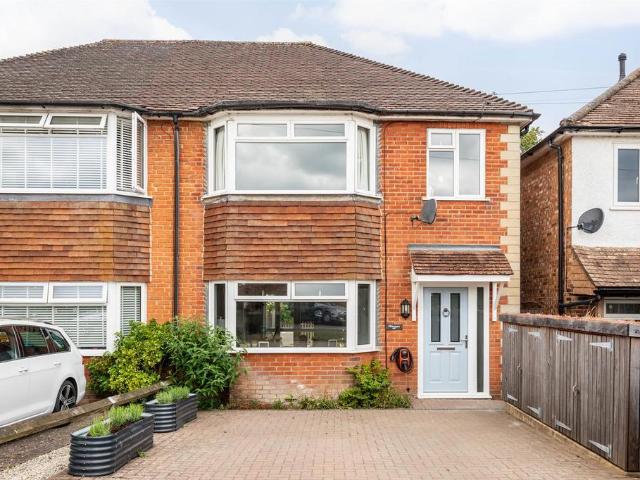 House for sale in Perryfields, West Sussex