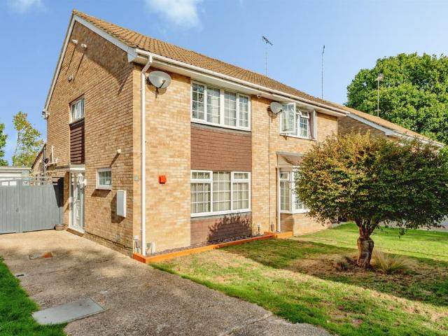 House for sale in Broadfield, Crawley