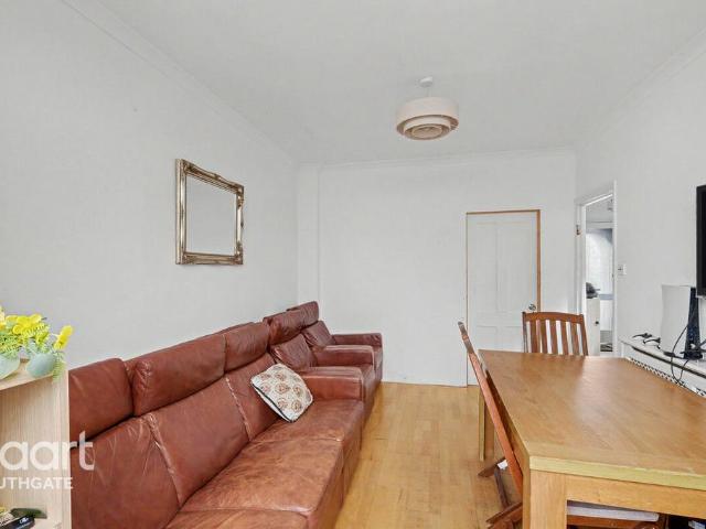 House for sale in Brunswick Park, Greater London