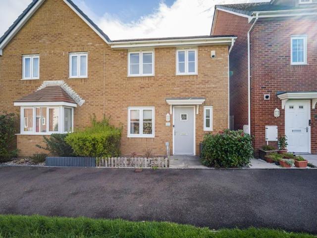 House for sale in St. Bride's Minor, Brynmenyn