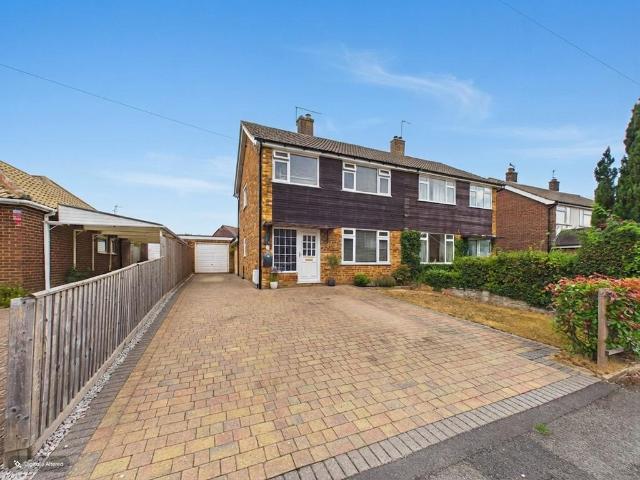 House for sale in Great Kingshill, Buckinghamshire