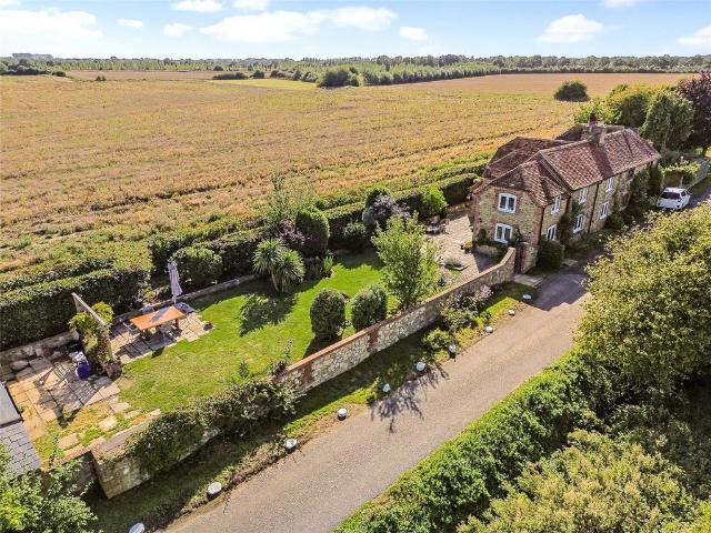 House for sale in Littlecote, West Sussex