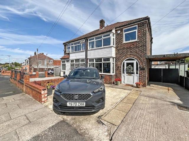 House for sale in Whitefield, Bury