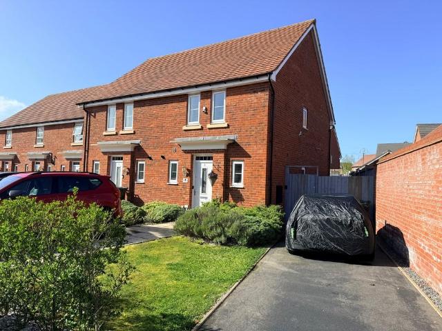 House for sale in Highfields, Egginton